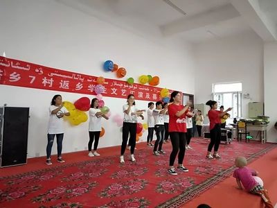 為夢想護航 青春放光彩——疏附縣塔什米里克鄉格勒迪爾郎（7）村舉辦返鄉學生文藝匯演